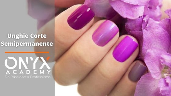 unghie-corte-semipermanente