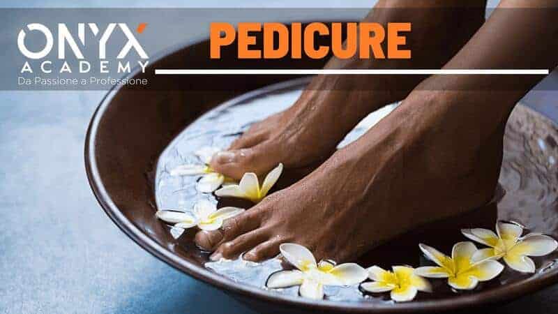 piedi-unghie-trattamento-pedicure
