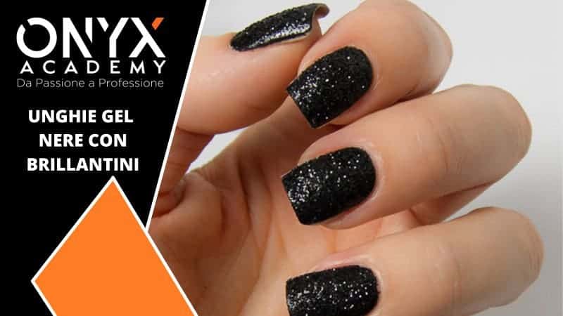 brillantini-gel-nere-unghie